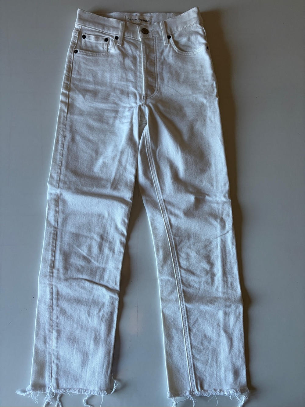 Denim forum arlo high rise straight distressed white jeans women’s size 24 ankle